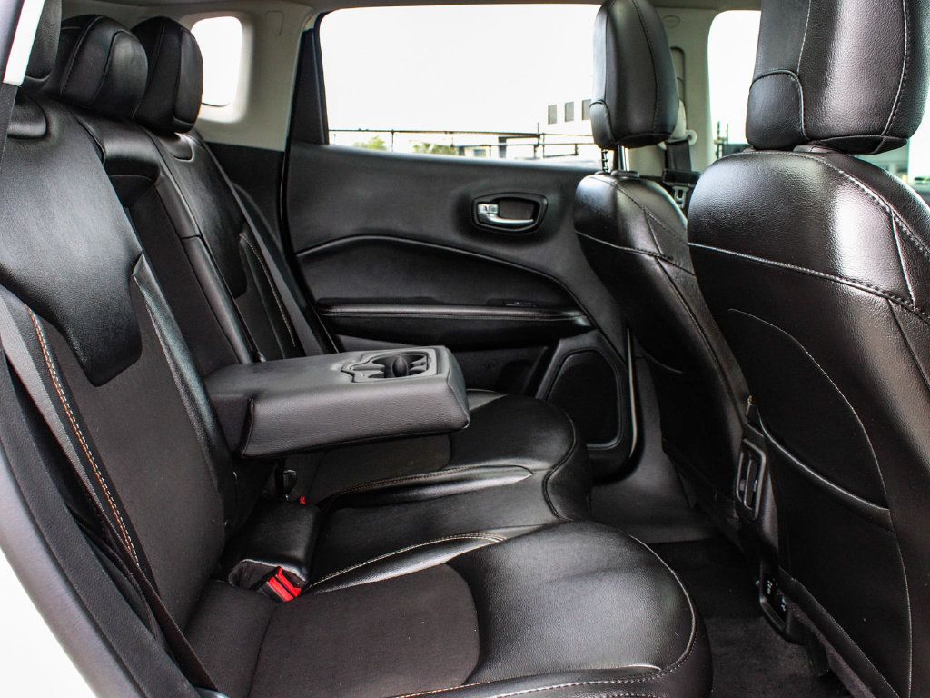 Used 2020 Jeep Compass Latitude w/ Popular Equipment Group AWD/4WD image 38