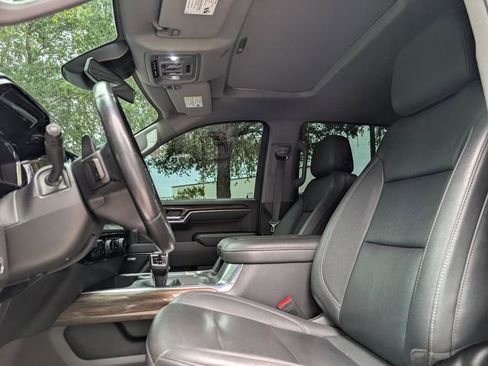 Used 2022 Chevrolet Silverado 1500 LT Trail Boss w/ LT Trail Boss Premium Package AWD/4WD image 21