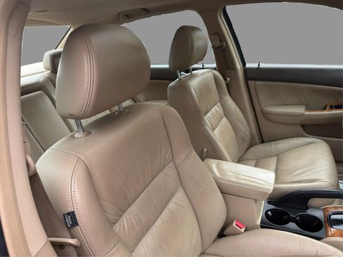 Used 2004 Honda Accord EX image 26