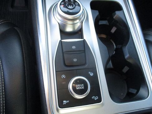 Used 2020 Ford Explorer ST w/ Premium Technology Package image 8