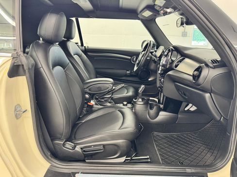 Used 2022 MINI Cooper Convertible FWD image 15