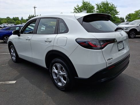 Used 2024 Honda HR-V LX image 4
