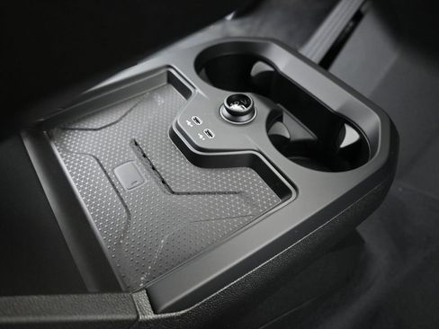 New 2025 BMW iX xDrive50 image 21