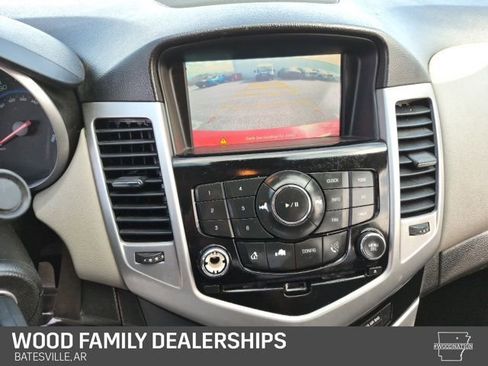 Used 2016 Chevrolet Cruze Eco image 15