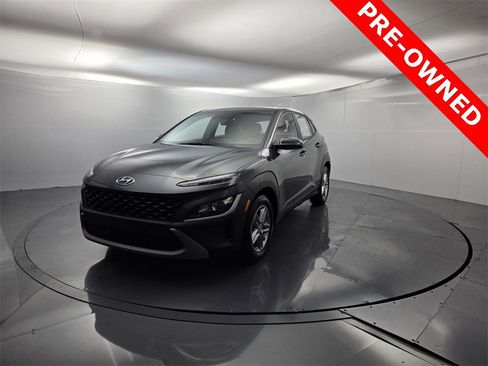 Used 2022 Hyundai Kona SE image 4