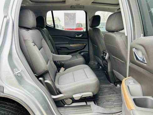 Used 2023 GMC Acadia SLE w/ Driver Convenience Package image 33