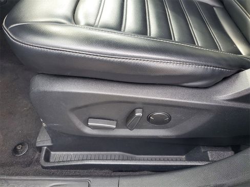 Certified 2024 Ford Edge SEL image 10