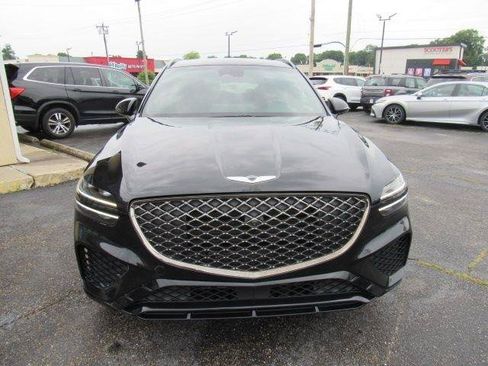 Used 2022 Genesis GV70 2.5T w/ Sport Prestige Package AWD/4WD image 3