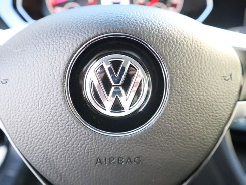 Used 2021 Volkswagen Jetta SE image 30