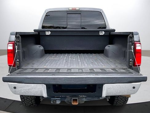 Used 2015 Ford F250 Lariat w/ Chrome Package image 23