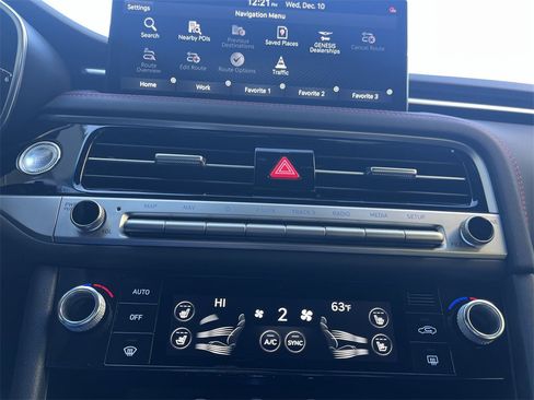 Used 2025 Genesis G70 2.5T w/ Sport Prestige Package image 17