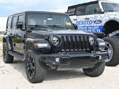 Used 2021 Jeep Wrangler Unlimited Sahara AWD/4WD image 1