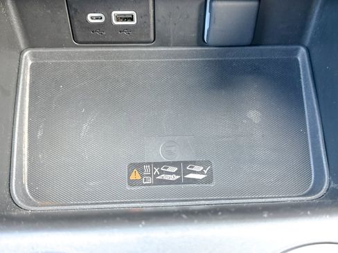 Certified 2024 Chevrolet Tahoe Z71 w/ Off-Road Capability Package image 37