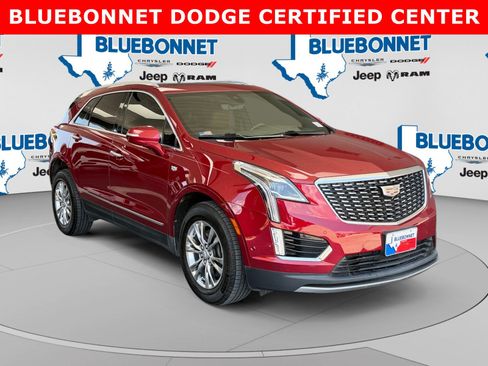 Used 2020 Cadillac XT5 Premium Luxury FWD image 3