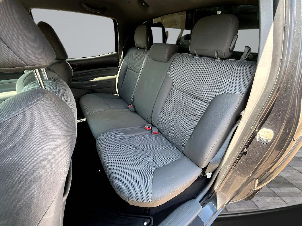 Used 2012 Toyota Tacoma 4x4 Double Cab w/ TRD Sport Upgrade Pkg image 28