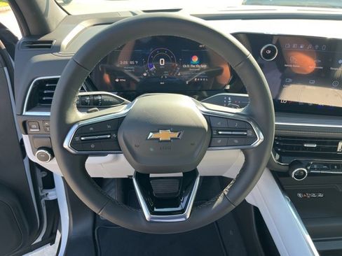 New 2026 Chevrolet Suburban Premier w/ Sun And Tow Package image 20