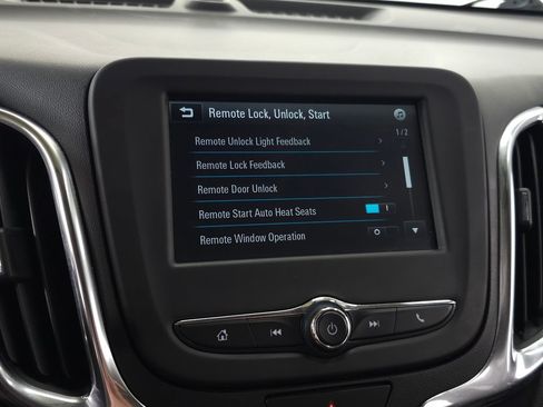 Used 2018 Chevrolet Equinox LT FWD image 21