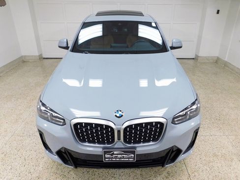 Used 2023 BMW X4 xDrive30i image 10