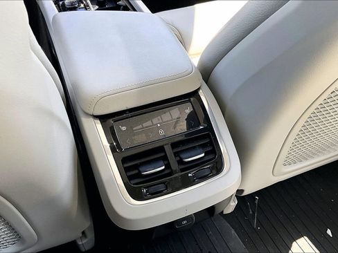 Used 2024 Volvo S60 B5 Ultimate w/ Climate Package image 23