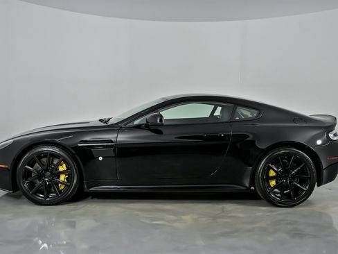 Used 2015 Aston Martin V8 Vantage GT image 8