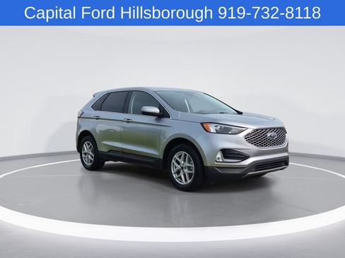 Used 2024 Ford Edge SEL w/ Convenience Package AWD/4WD image 2