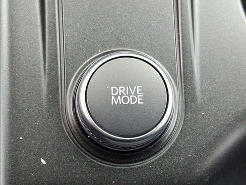 New 2026 Ford Explorer ST-Line w/ ST-Line Street Pack image 19