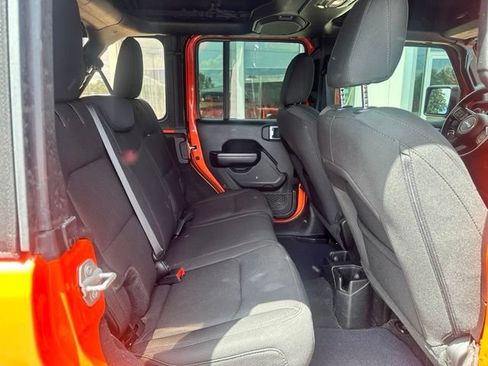 Used 2023 Jeep Wrangler Unlimited Sport AWD/4WD image 7