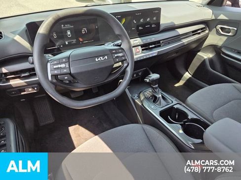 Used 2025 Kia K4 FWD image 6