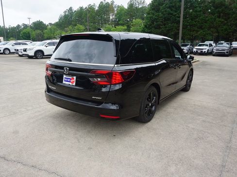 Used 2024 Honda Odyssey Sport image 25