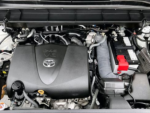 Used 2022 Toyota Highlander XSE image 31