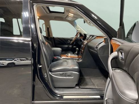 Used 2016 INFINITI QX80 4WD w/ Deluxe Technology Package image 32