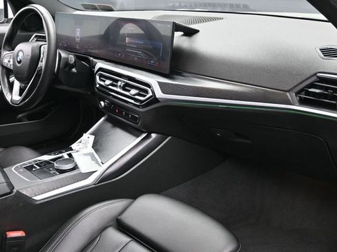 Used 2024 BMW 330i xDrive Sedan w/ Convenience Package image 34