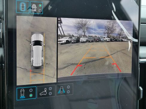 New 2026 GMC Yukon Denali w/ Sun & Power Step Package AWD/4WD image 56