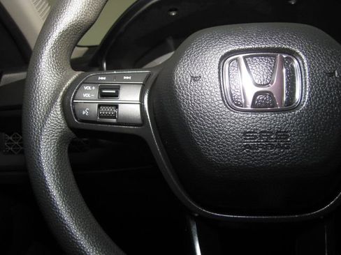 Certified 2023 Honda Accord EX image 5