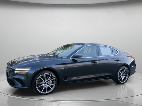 Used 2025 Genesis G70 2.5T AWD/4WD image 14
