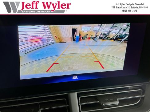 New 2026 Chevrolet Trax LT w/ LT Convenience Package FWD image 9