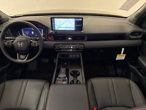 New 2026 Honda Pilot TrailSport image 13