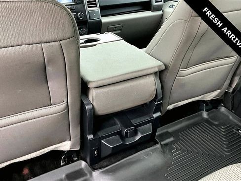 Used 2018 Ford F150 XLT RWD image 11