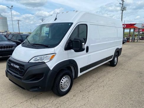Used 2023 RAM ProMaster 2500 FWD image 8