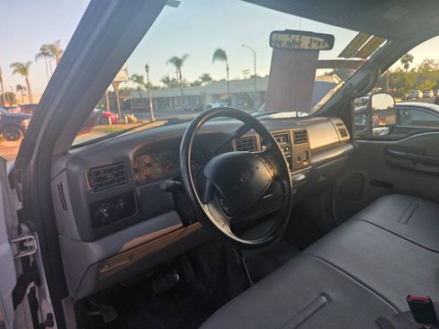 Used 2000 Ford F350 XL AWD/4WD image 12