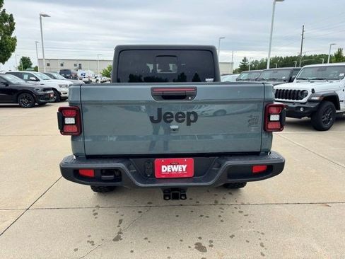 New 2026 Jeep Gladiator Sport AWD/4WD image 6