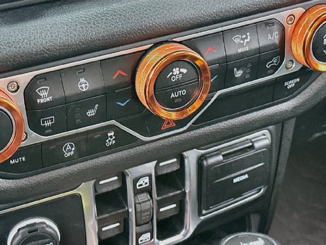 Used 2025 Jeep Wrangler Unlimited Sport AWD/4WD image 20