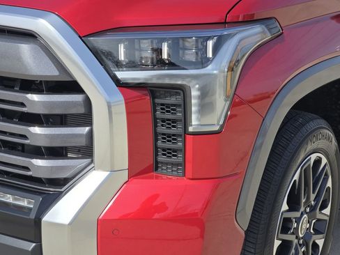 Used 2024 Toyota Tundra Limited image 10