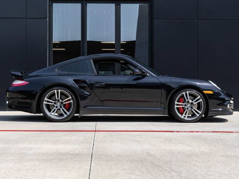Used 2013 Porsche 911 Turbo AWD/4WD image 12