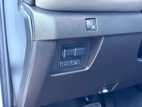 Used 2024 Chevrolet Colorado ZR2 image 13