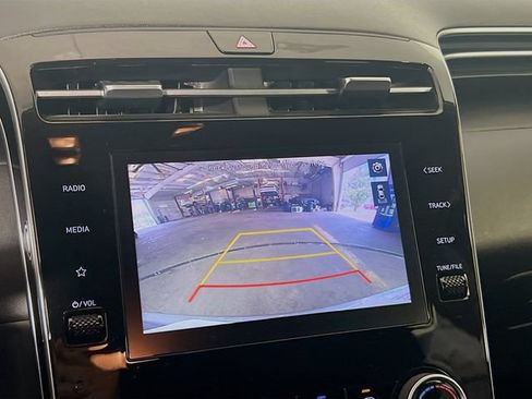Used 2022 Hyundai Tucson SEL FWD image 14