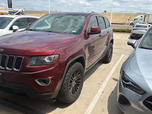 Used 2016 Jeep Grand Cherokee Laredo w/ Quick Order Package 23E RWD image 2
