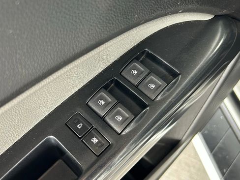 Used 2021 Chevrolet Colorado W/T w/ WT Convenience Package image 51