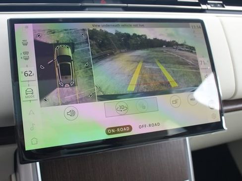 New 2025 Land Rover Range Rover SE image 19