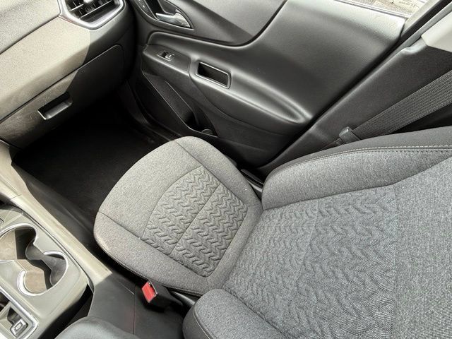 Used 2022 Chevrolet Equinox LT FWD image 6